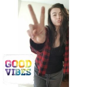 Meet your Posher, Nikki